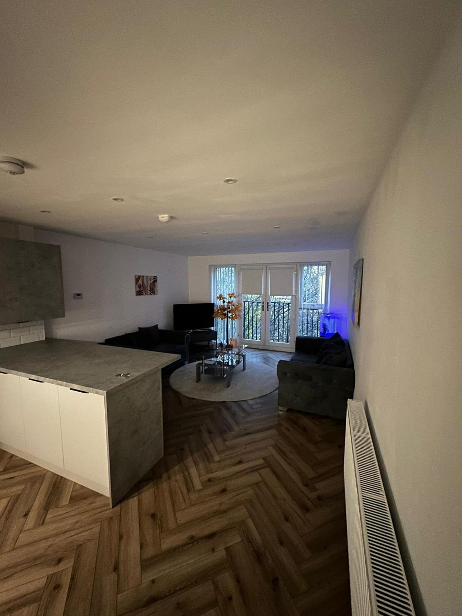 Brand New Modern Luxurious Apartment Near The City Birmingham Exterior photo